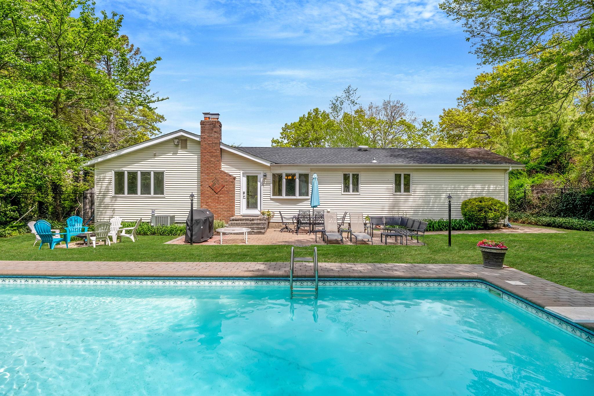 57 Seward Drive, Dix Hills, New York image 40
