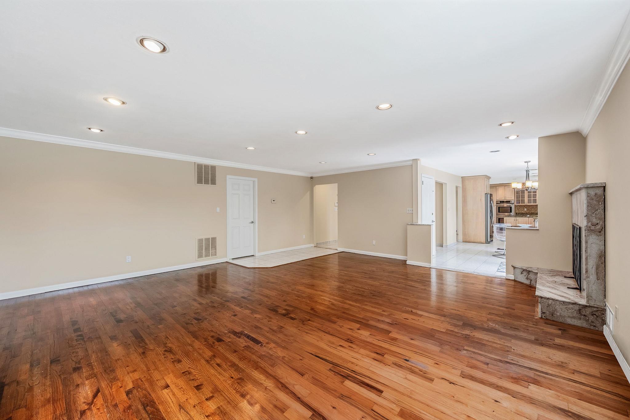 57 Seward Drive, Dix Hills, New York image 14