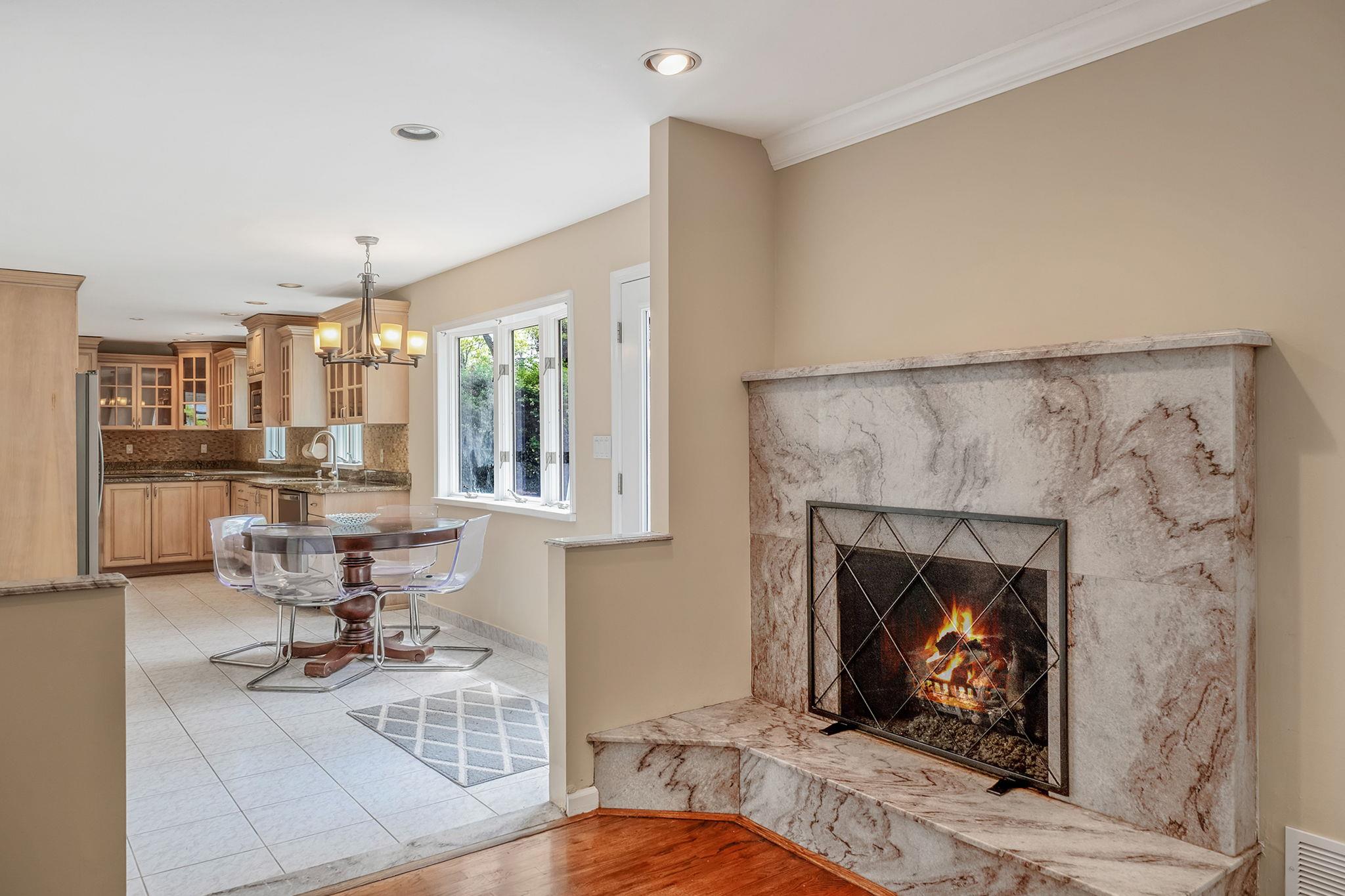57 Seward Drive, Dix Hills, New York image 15