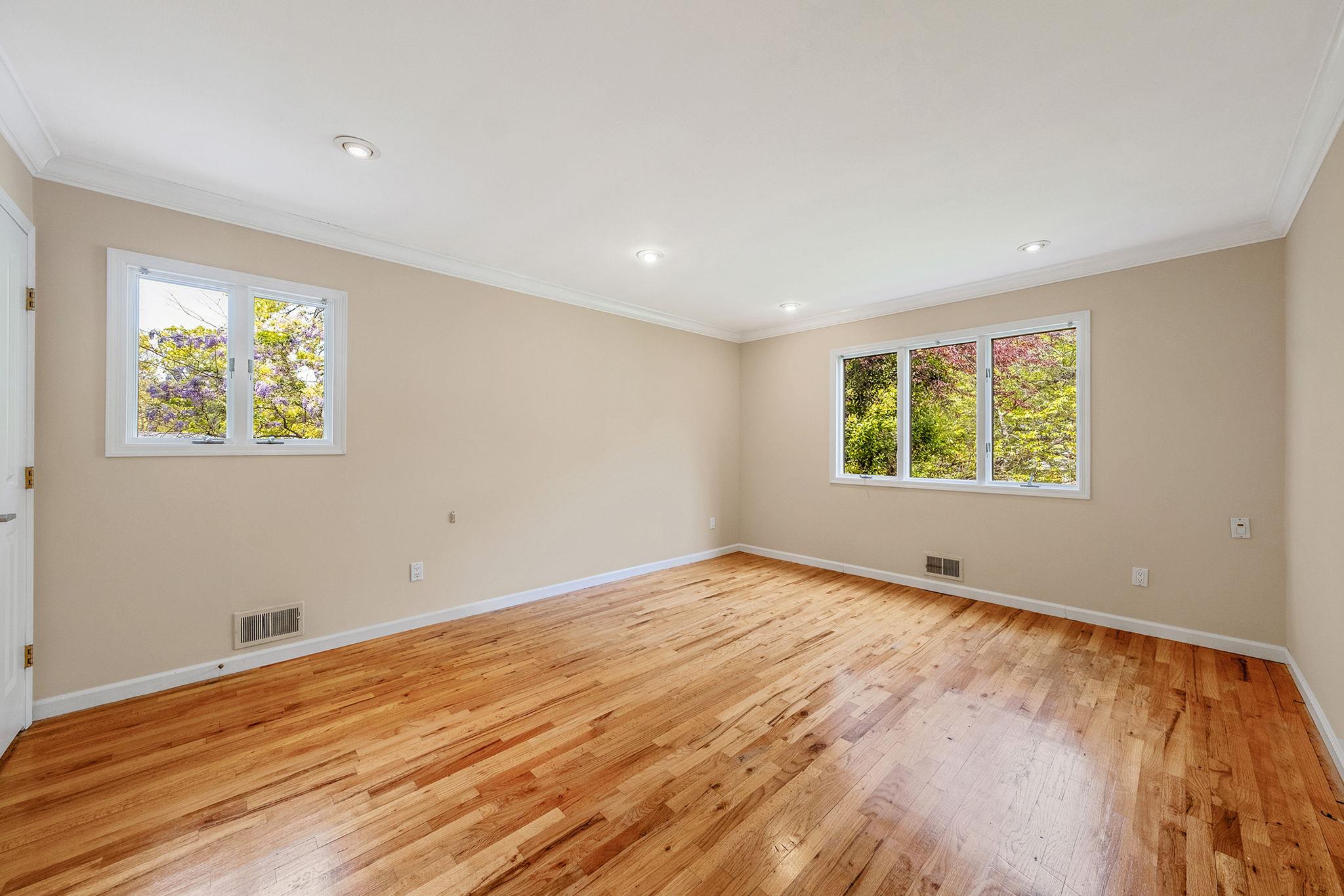 57 Seward Drive, Dix Hills, New York image 25