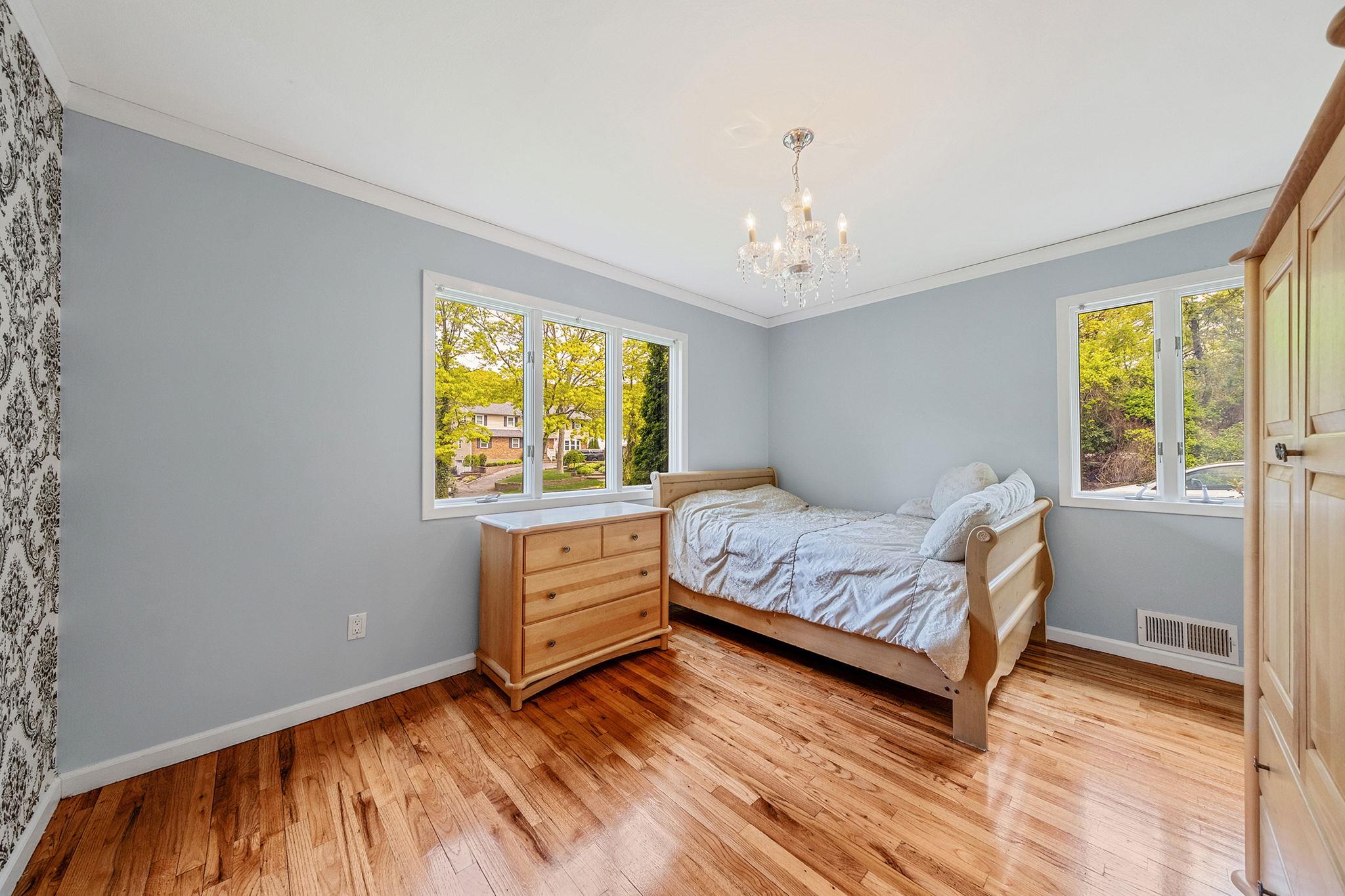 57 Seward Drive, Dix Hills, New York image 28