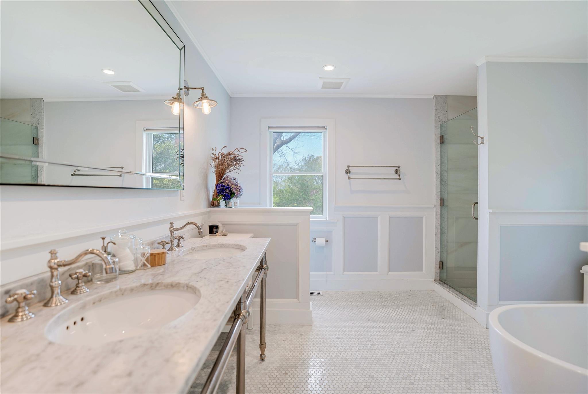 6 Beech Hollow Court, Montauk, New York image 21