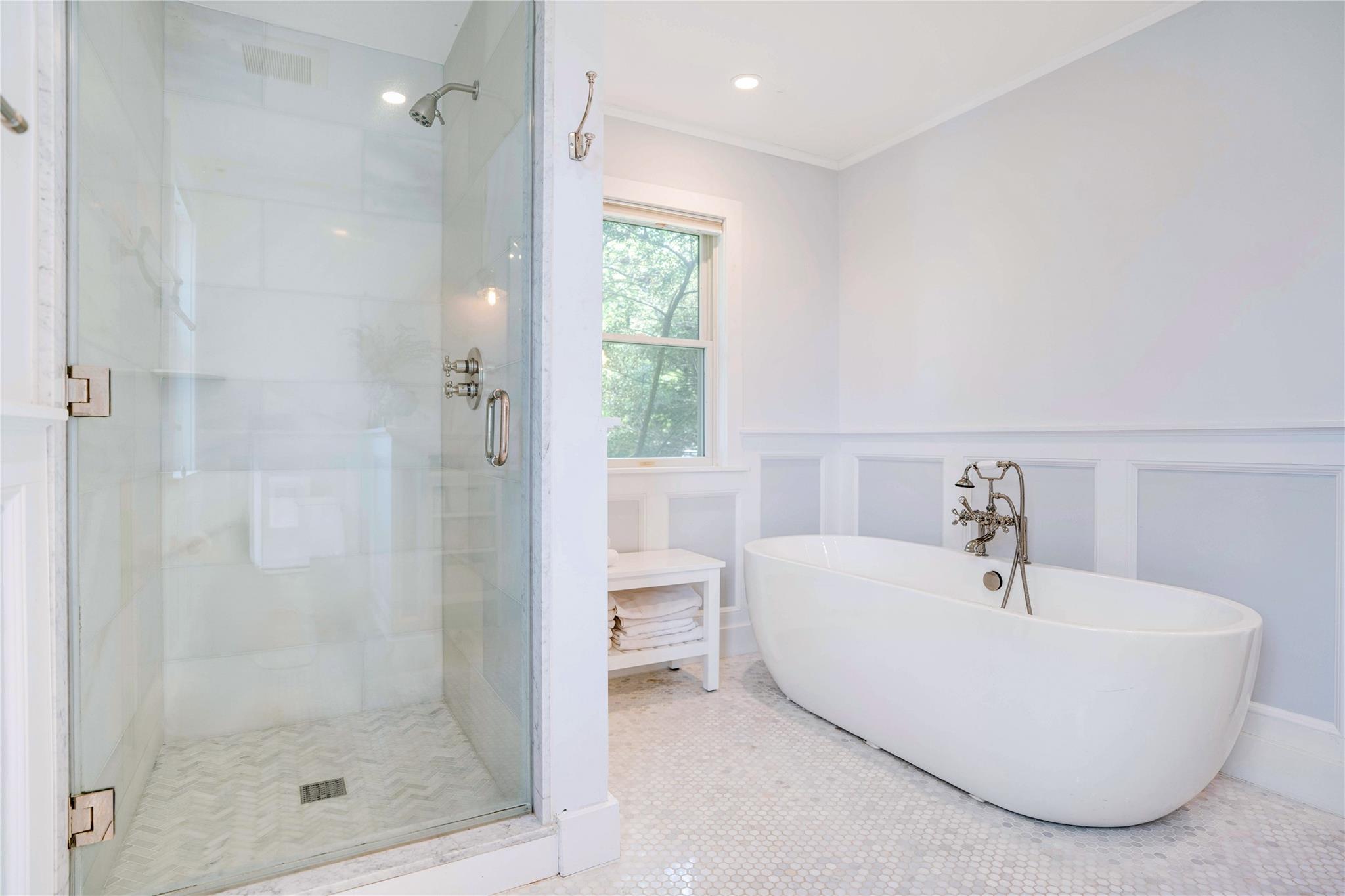 6 Beech Hollow Court, Montauk, New York image 23