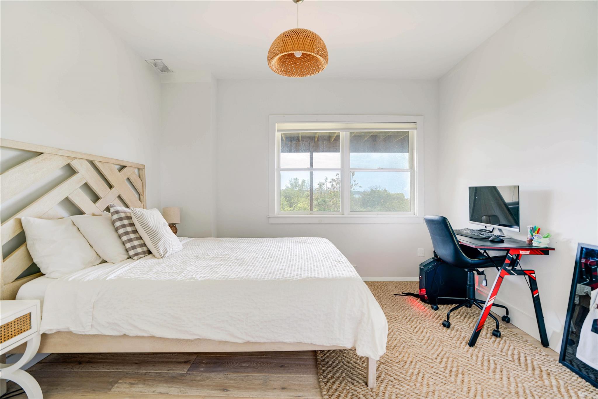 6 Beech Hollow Court, Montauk, New York image 33