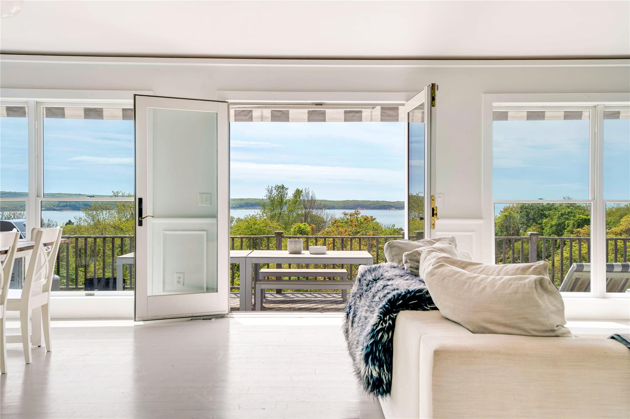 6 Beech Hollow Court, Montauk, New York image 11