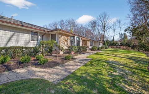 Homes For Sale - 15 Tiber Road<br/> Oyster Bay Cove, NY 11791