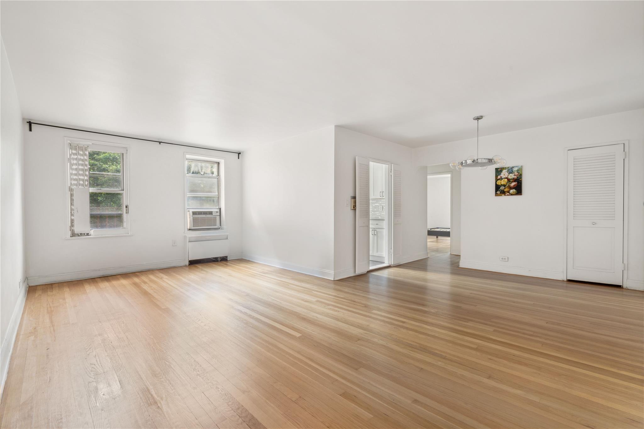 72-81 113th Streets #3V, Forest Hills, New York image 2