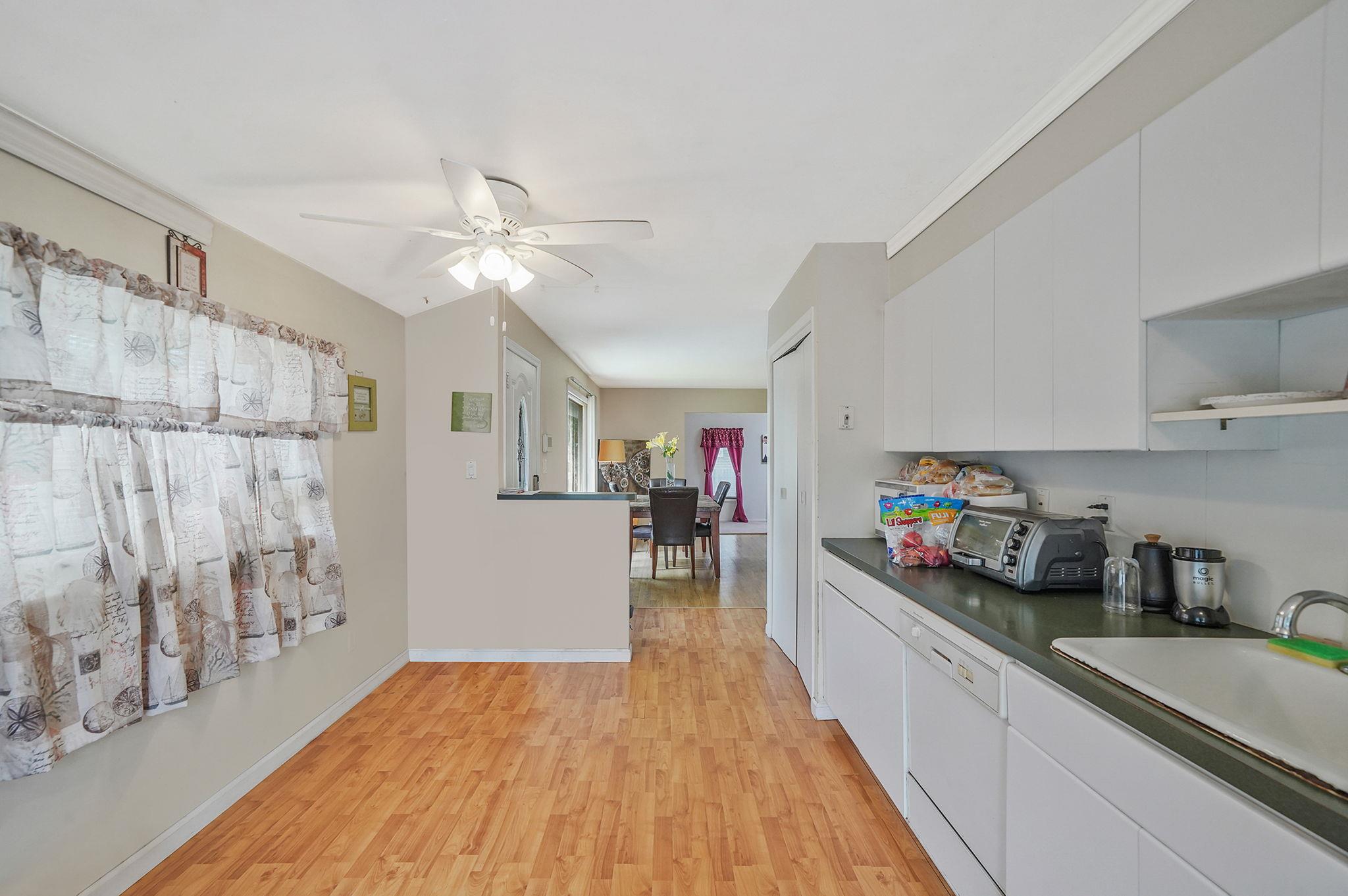 250 Fruitwood Lane, Central Islip, New York image 10