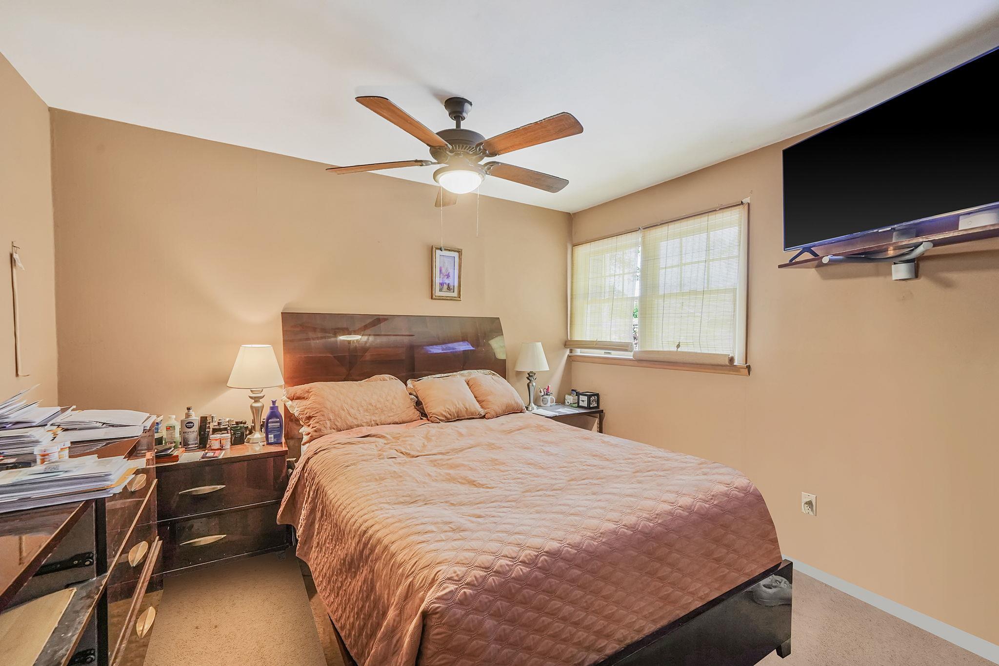 250 Fruitwood Lane, Central Islip, New York image 13