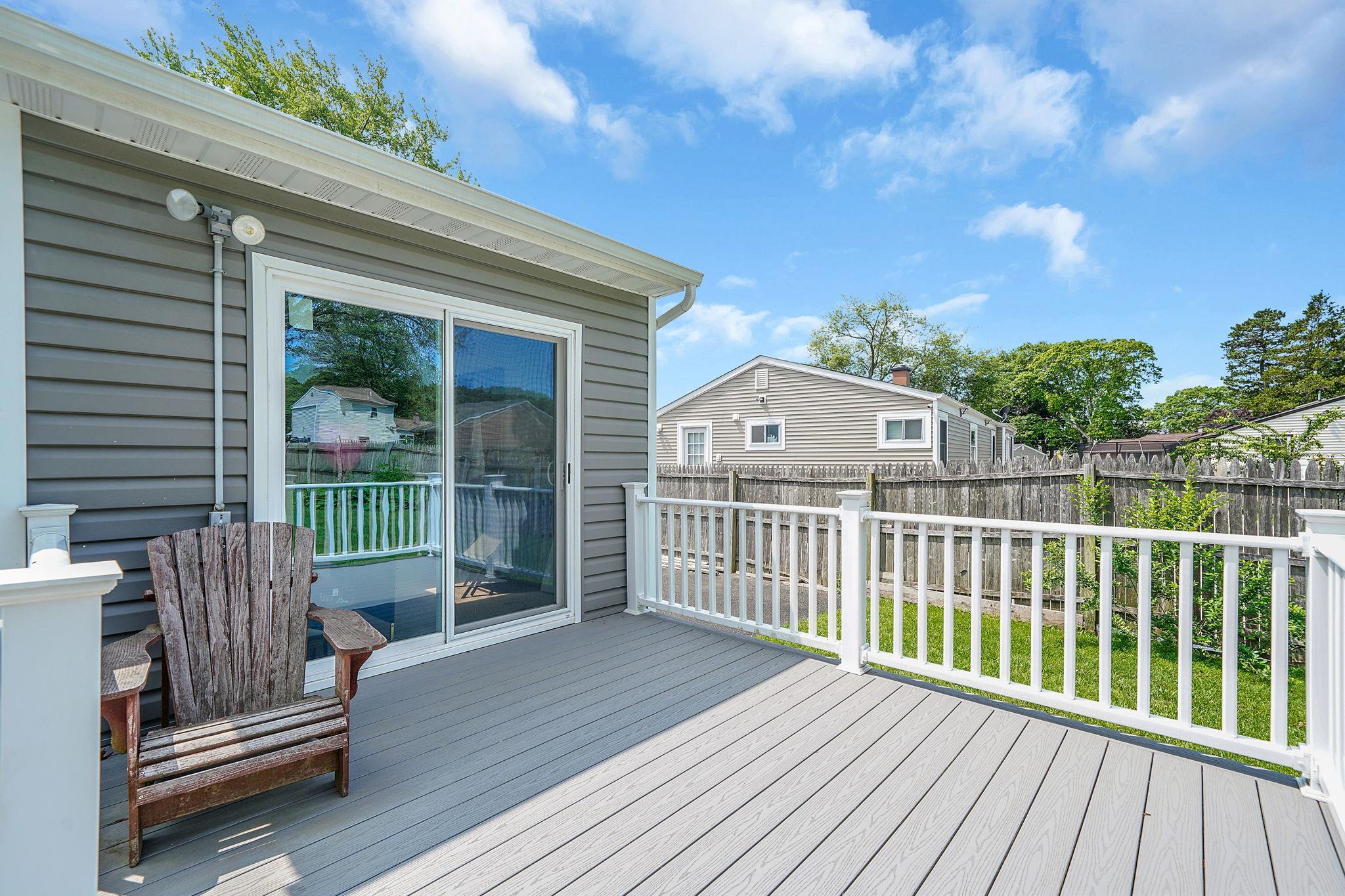 250 Fruitwood Lane, Central Islip, New York image 27