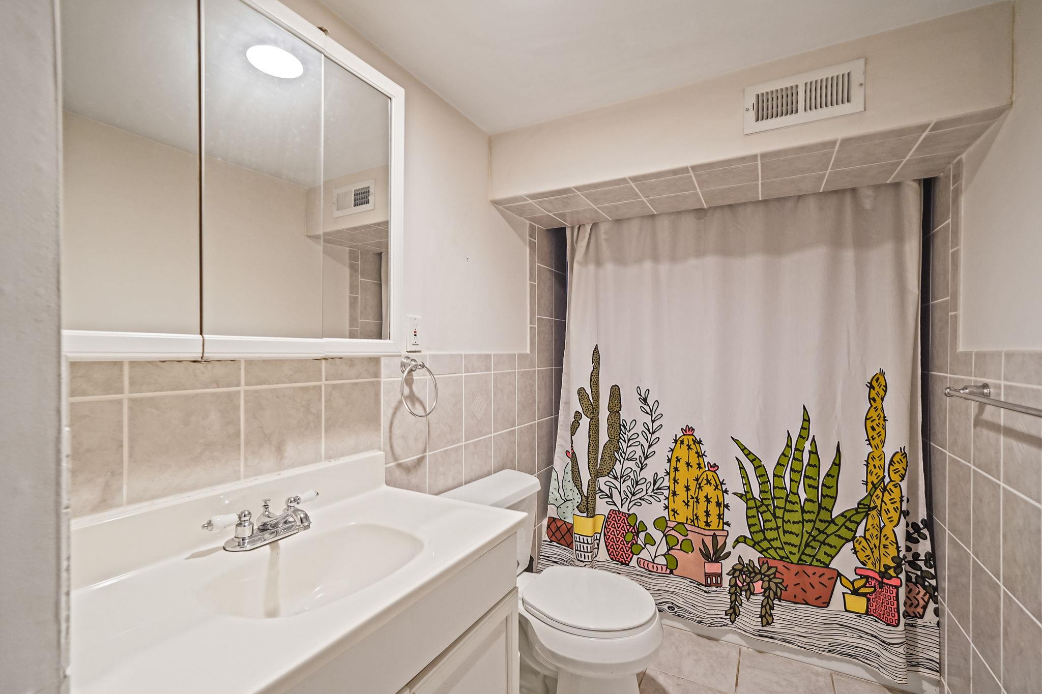 250 Fruitwood Lane, Central Islip, New York image 19
