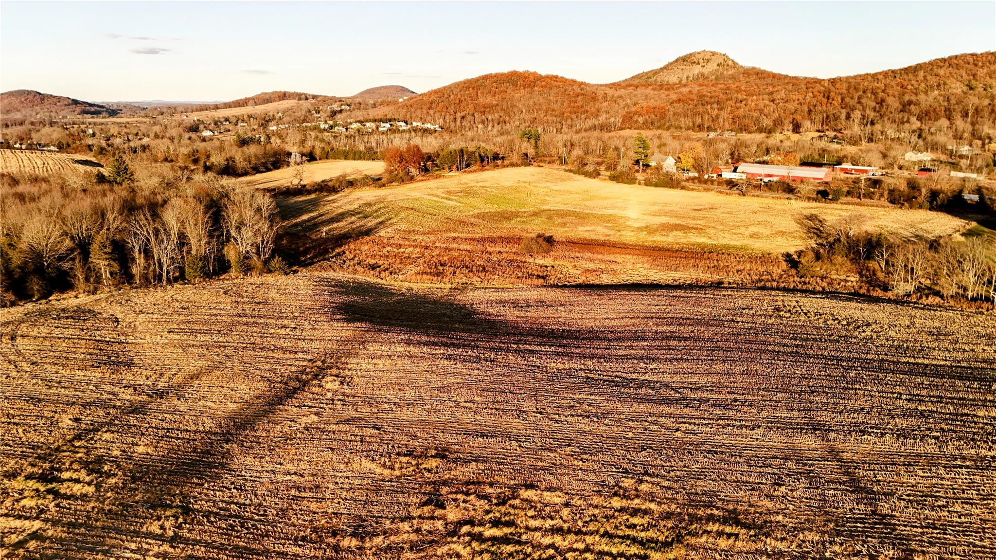 Kings Highway, Sugar Loaf, New York image 9