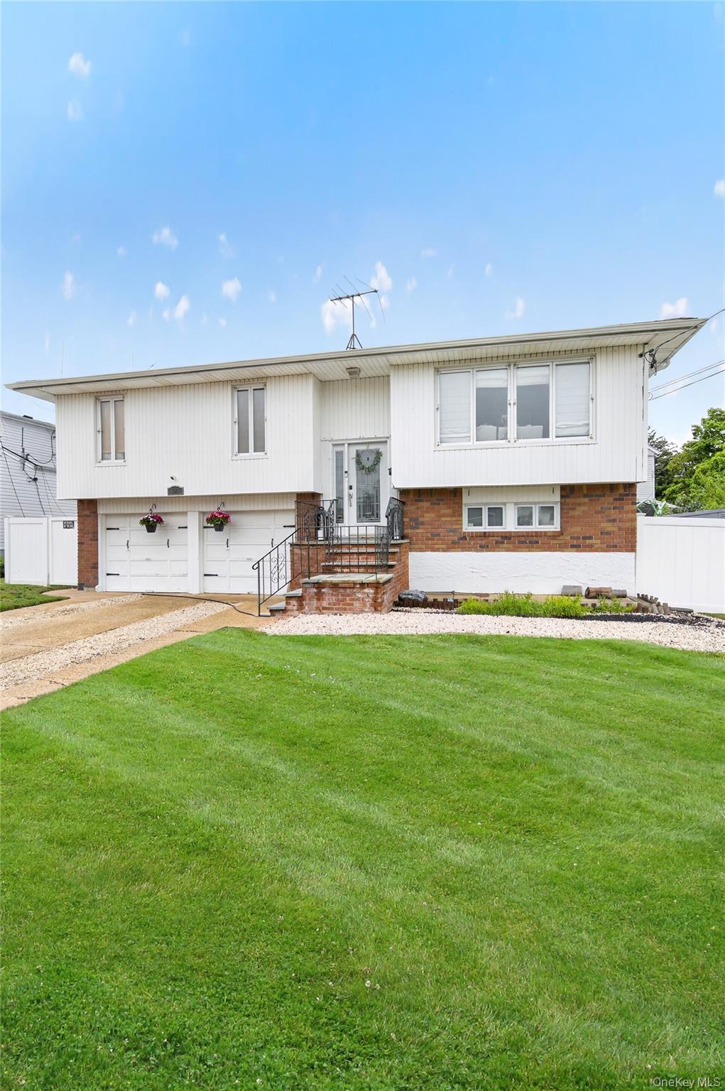 103 Motor Avenue