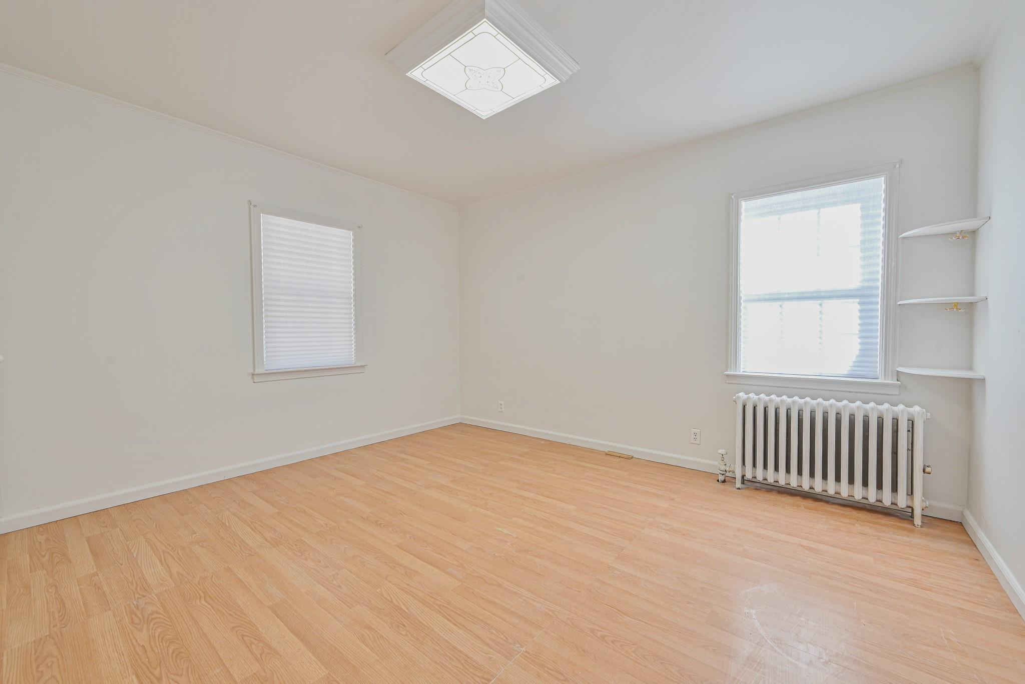 118 Sussex Road, Elmont, New York image 13