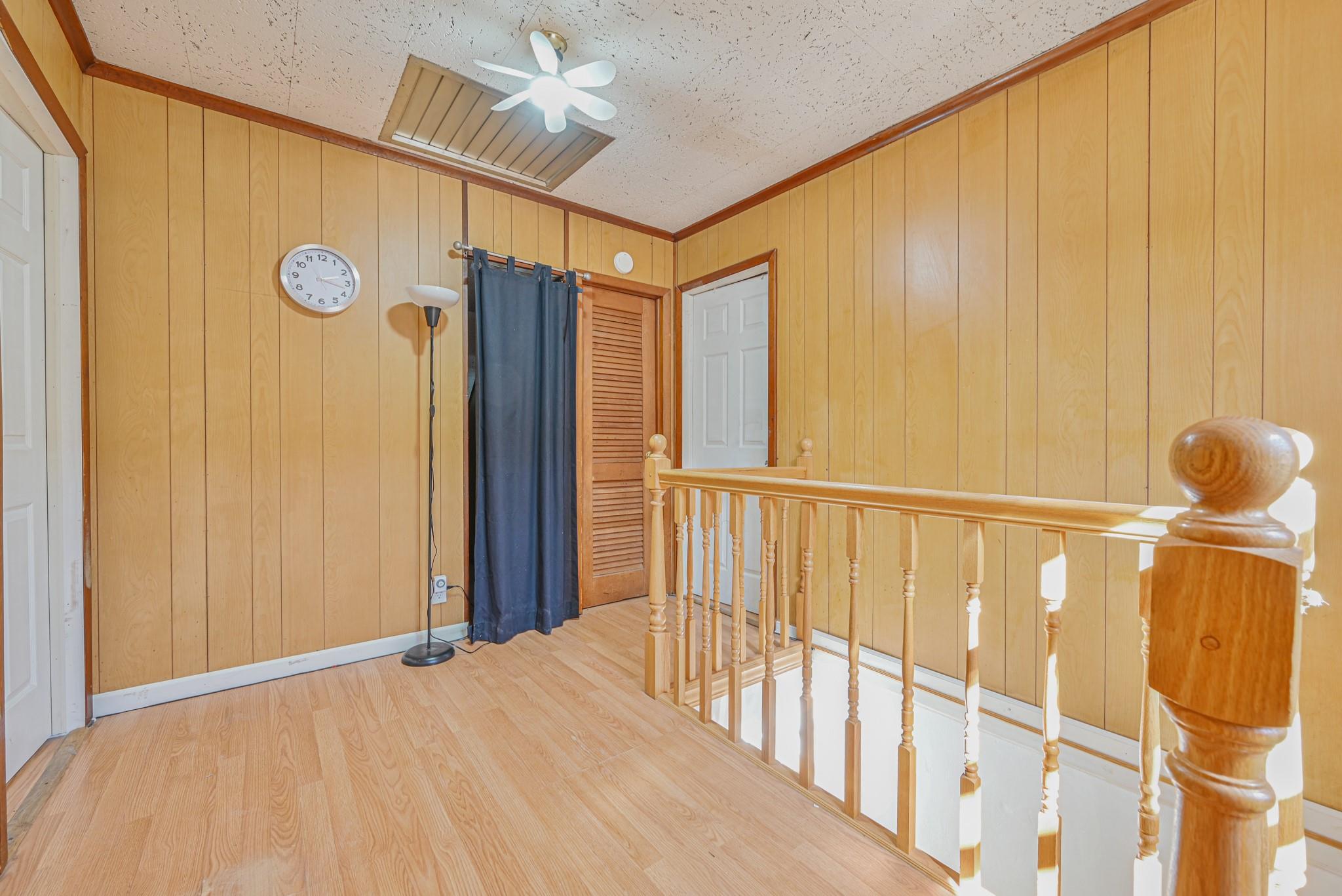 118 Sussex Road, Elmont, New York image 16