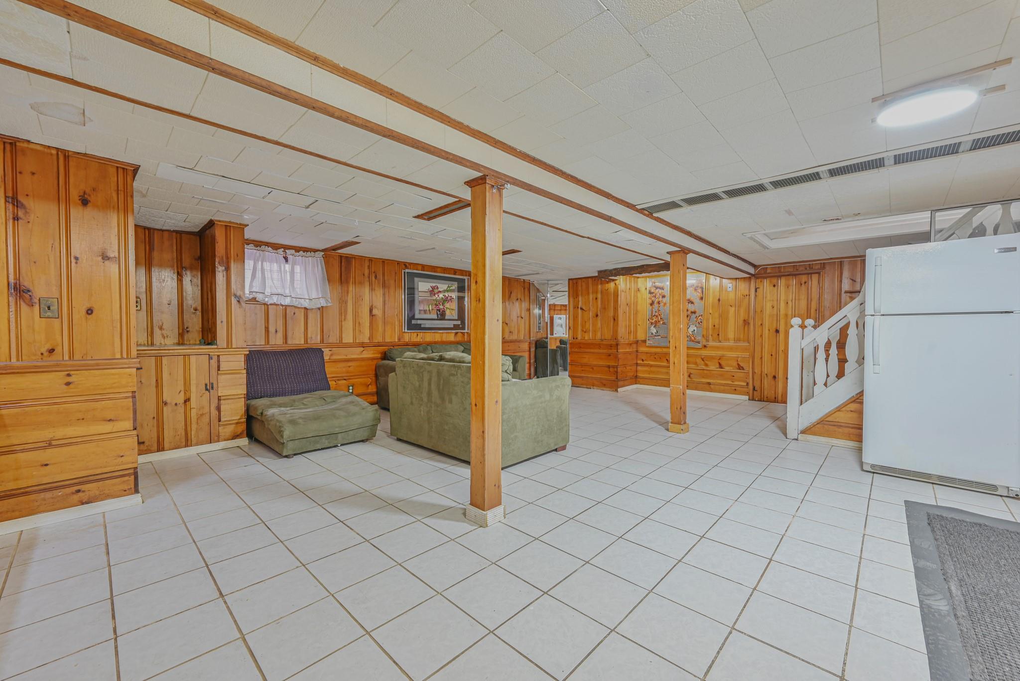 118 Sussex Road, Elmont, New York image 20