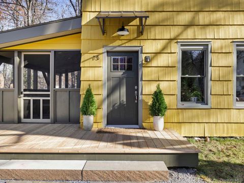 15 John Street Rosendale NY 12472