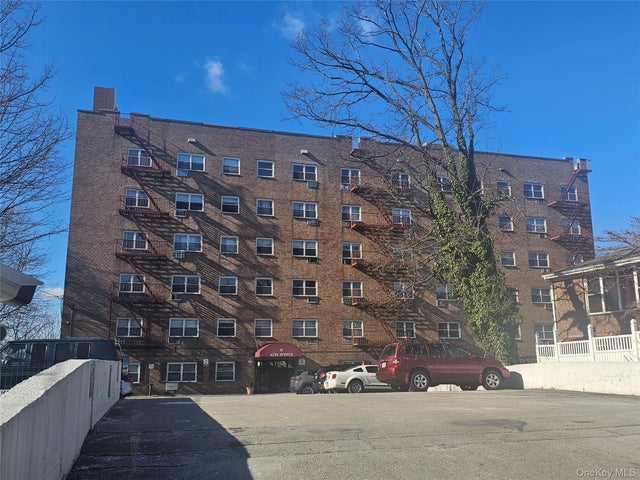 47 Alta Avenue 4D