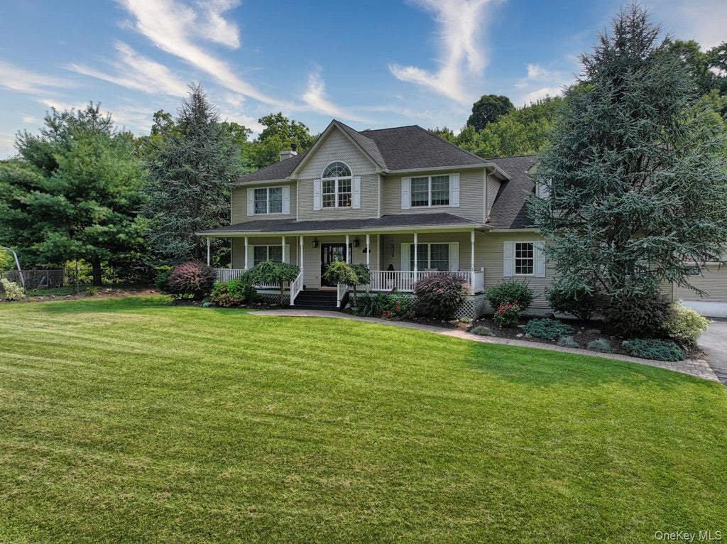 Photo of 9 Roselawn Road, Highland Mills, NY 10930 (MLS # 1050809)