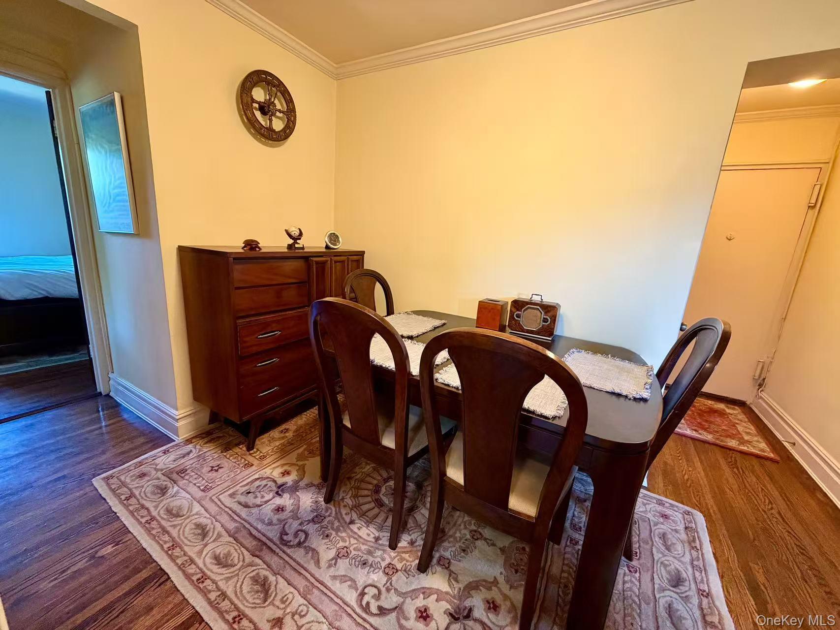 211-05 75th Ave 3D