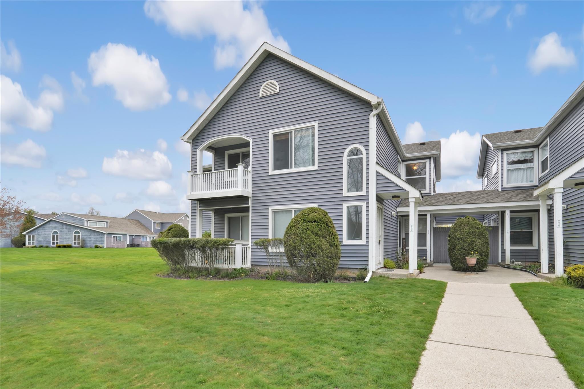 780 Birchwood Park Drive, Middle Island, New York image 2