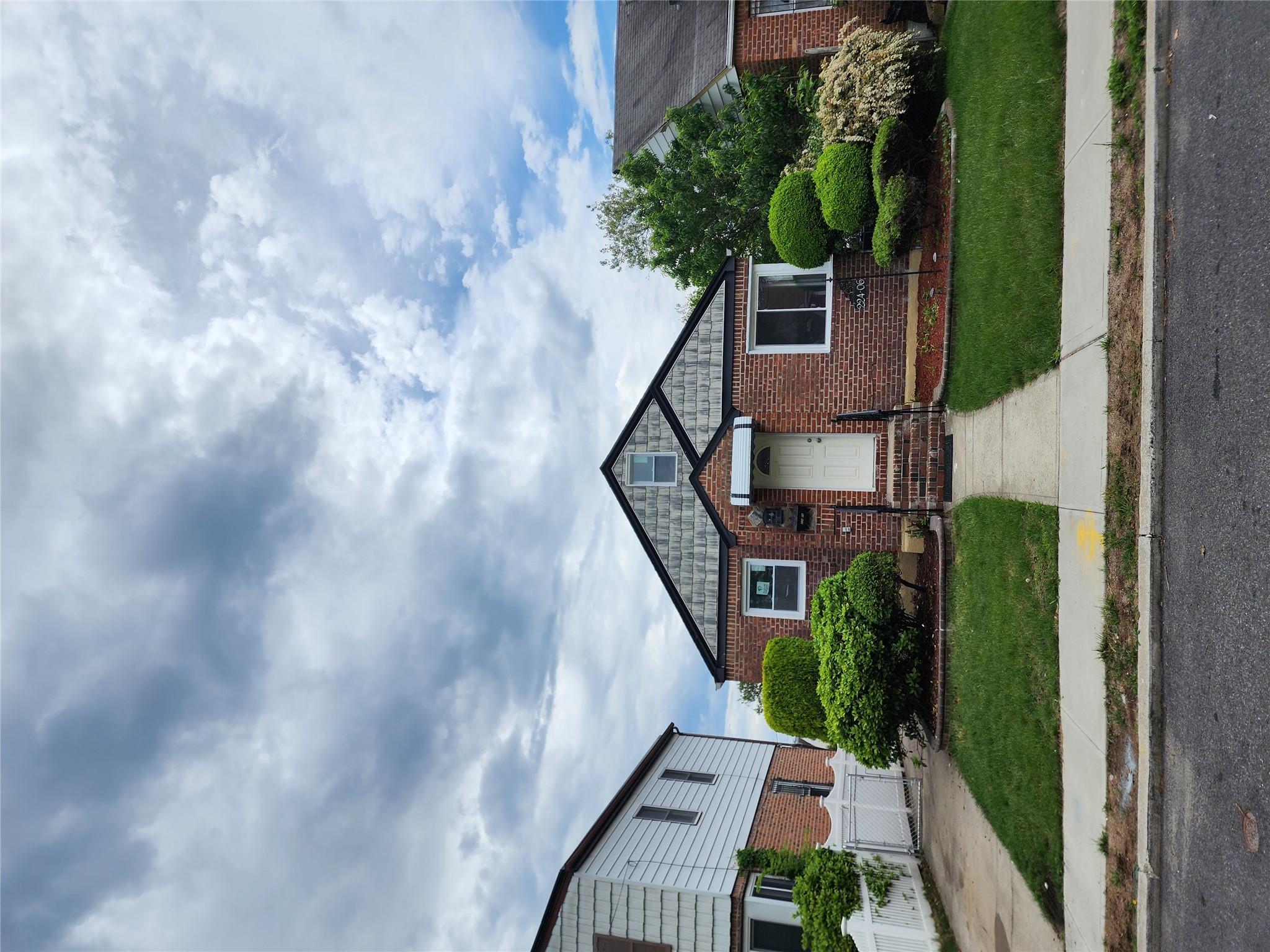 224-06 114 Road Rd, Cambria Heights, New York image 14
