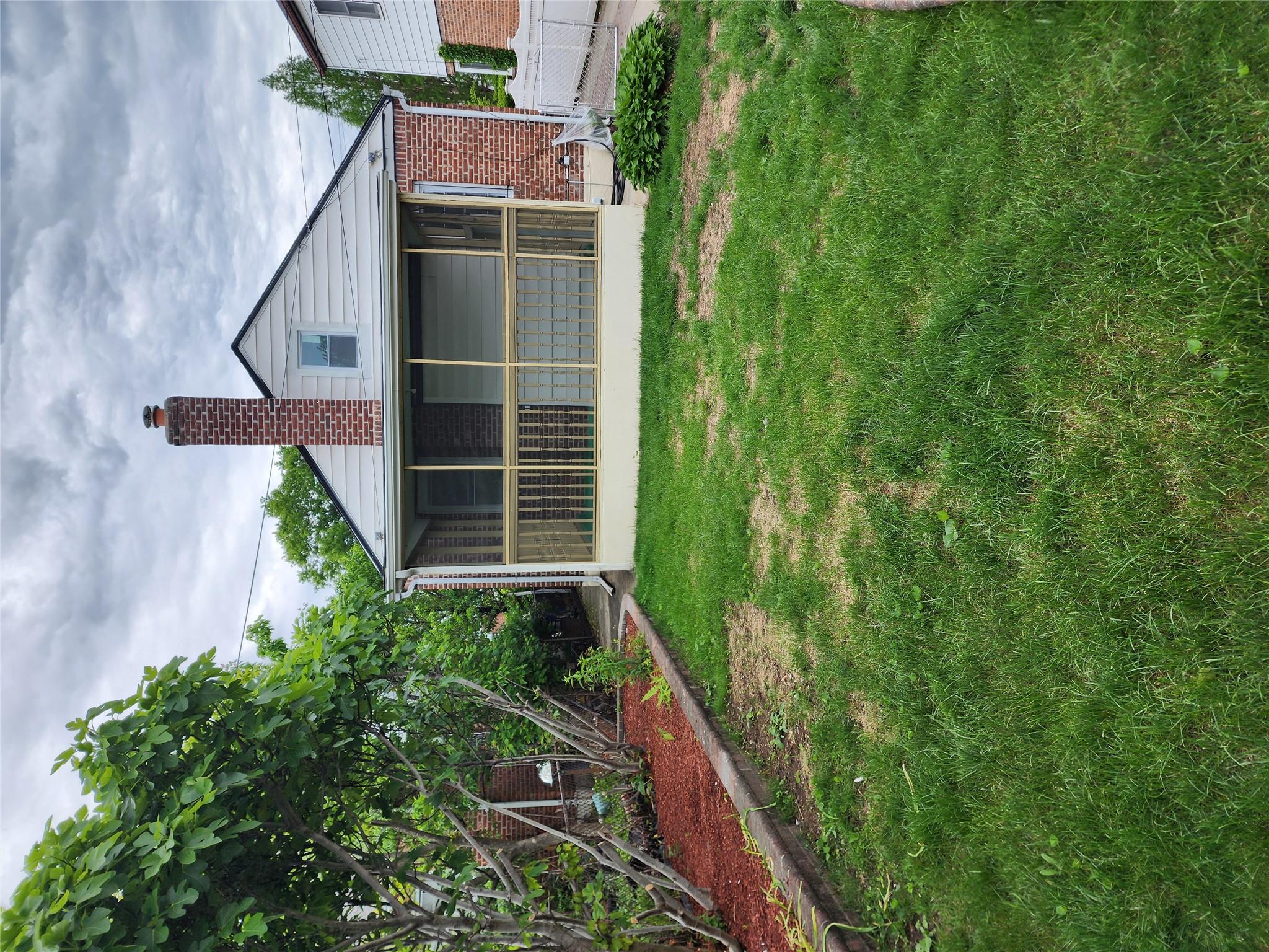 224-06 114 Road Rd, Cambria Heights, New York image 12