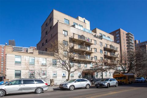 42-31 Colden Street Unit F7B, Flushing, NY 11355 - #: 825858