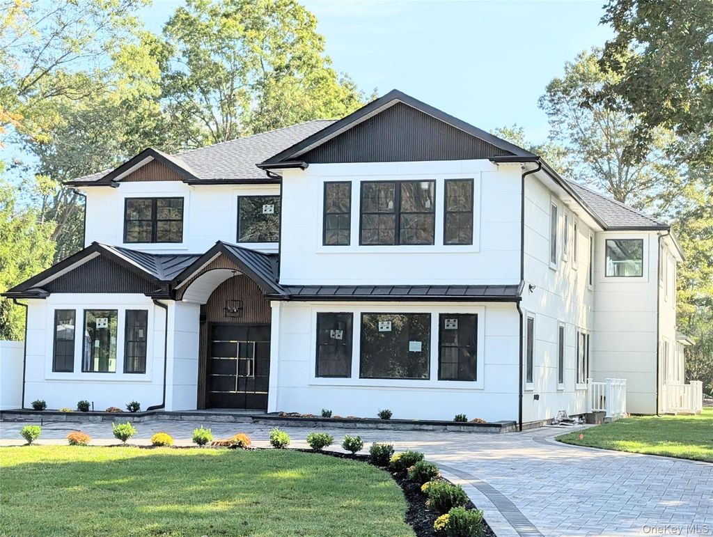 Photo of 1130 Carlls Straight Path, Dix Hills, NY 11746 (MLS # 917892)