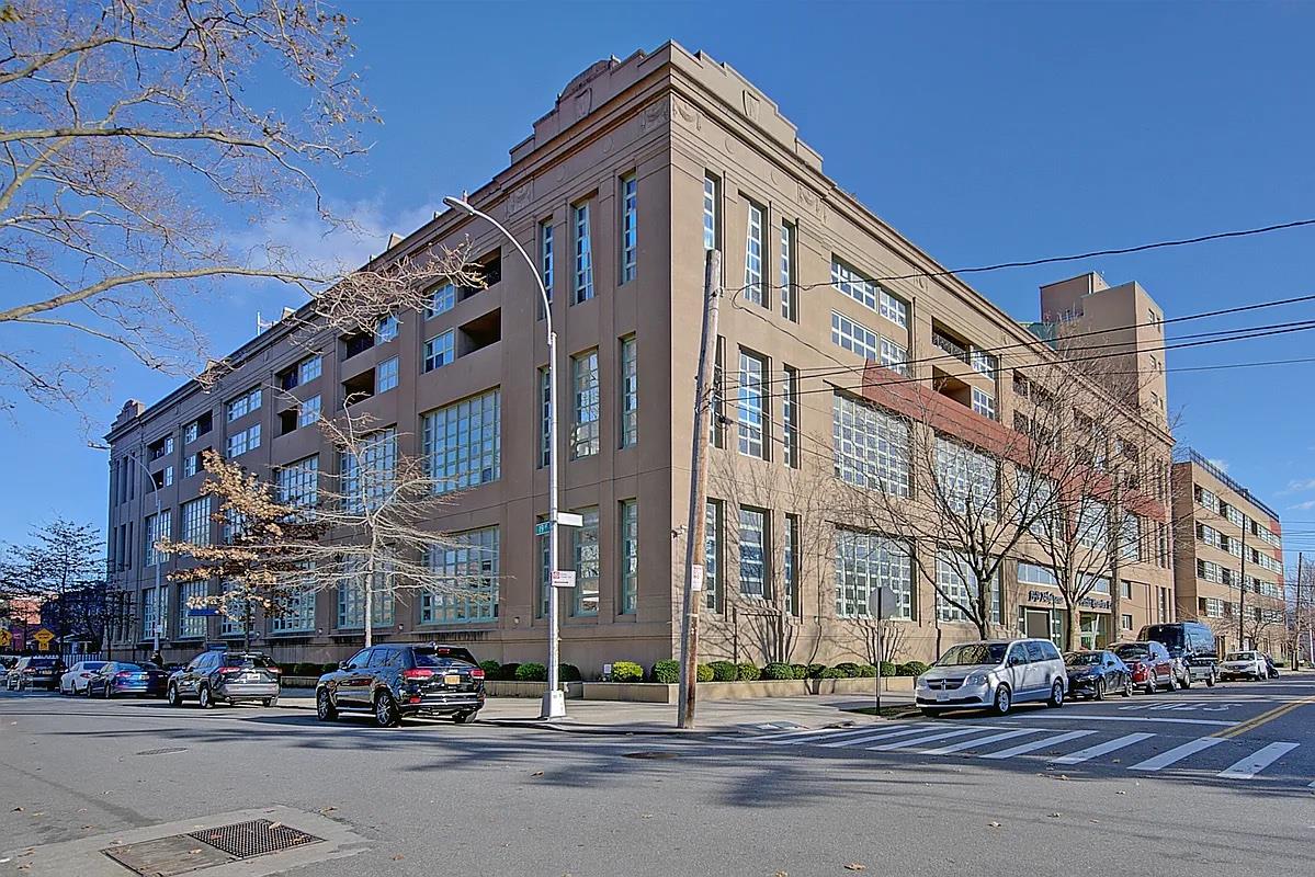 Property for Sale at 24 Avenue L102, Astoria, Queens, NY - Bedrooms: 1 
Bathrooms: 1 
Rooms: 3  - $539,000