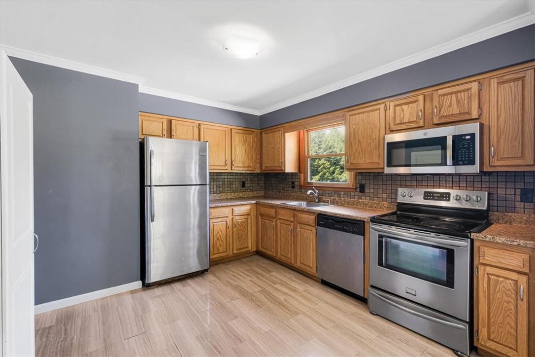 7 Joan Lane, Wappingers Falls, New York image 10