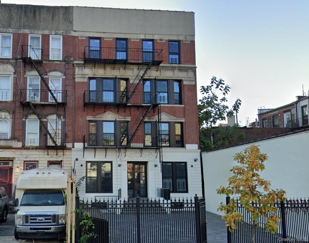 16 & 18 Lenox Road 12
