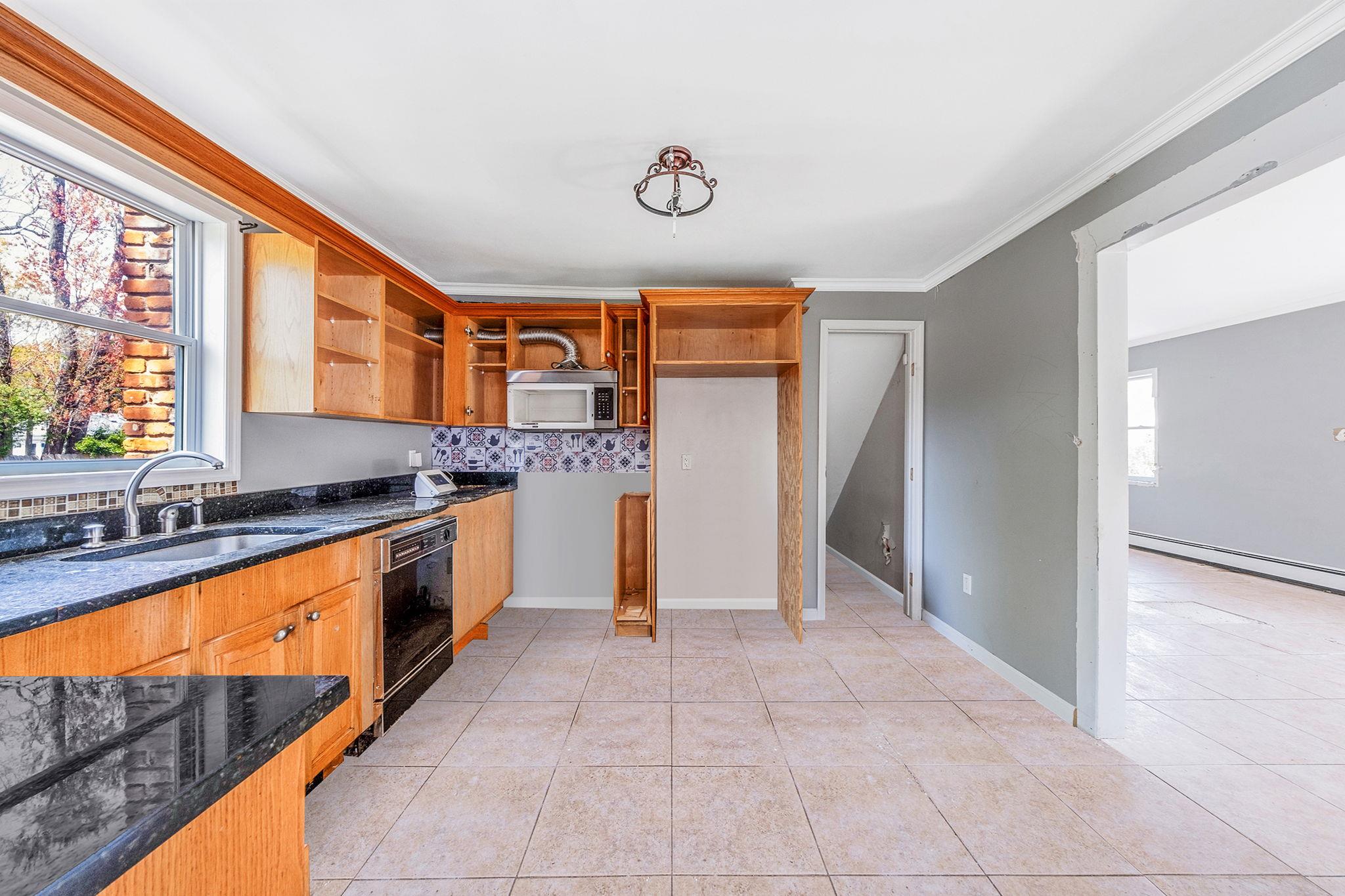 36 W 19th Street, Huntington Station, New York image 37