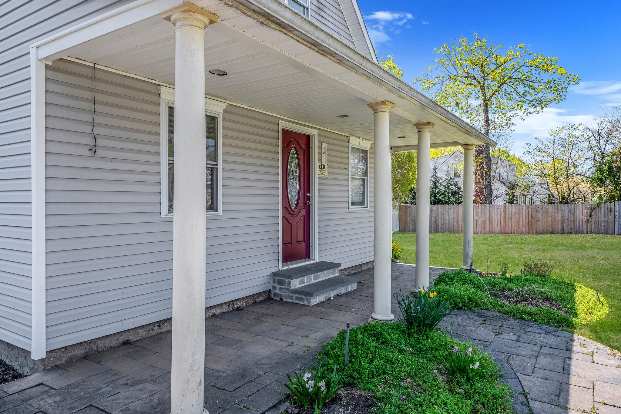 36 W 19th Street, Huntington Station, New York image 4