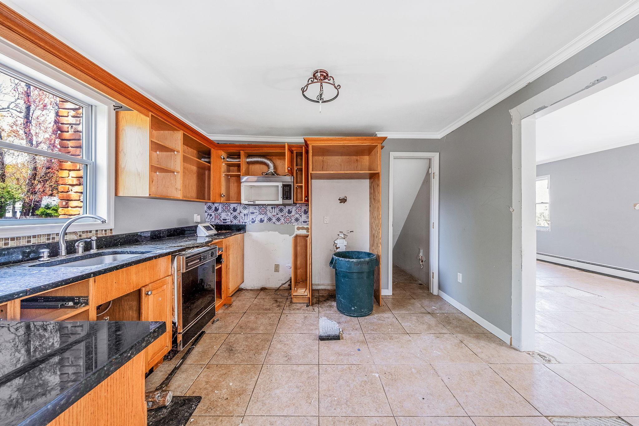 36 W 19th Street, Huntington Station, New York image 10