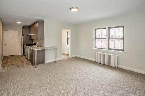 Apartment For Rent - 103 Lawson Street #B<br/> Hempstead, NY 11550