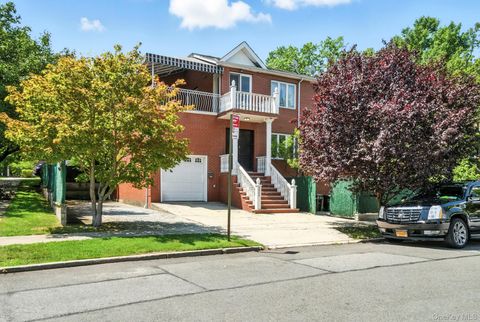 Photo of 77-16 Kew Forest Lane, Flushing, NY 11375 (MLS # 896561)