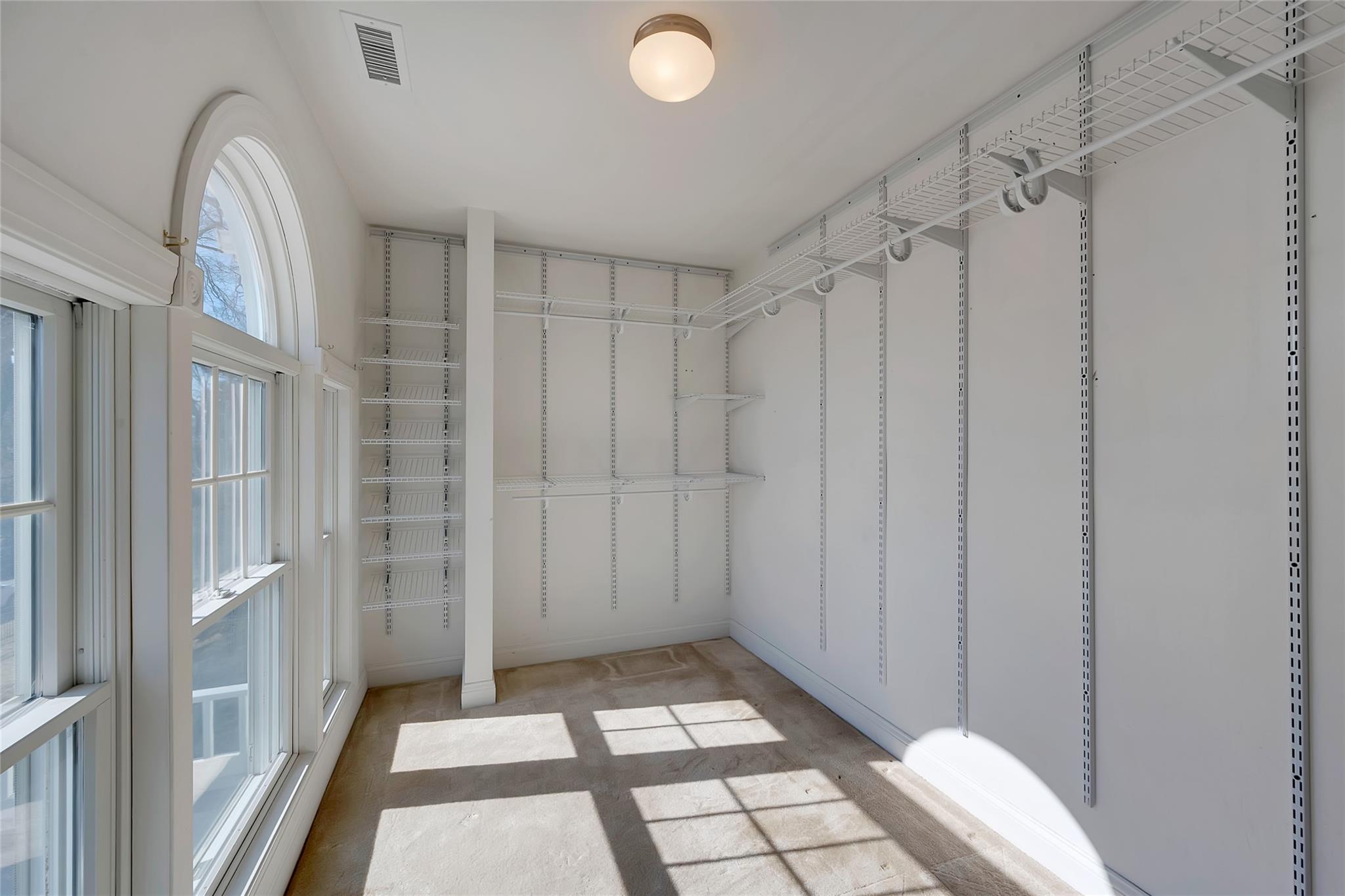 18 Hubbard Drive, White Plains, New York image 16