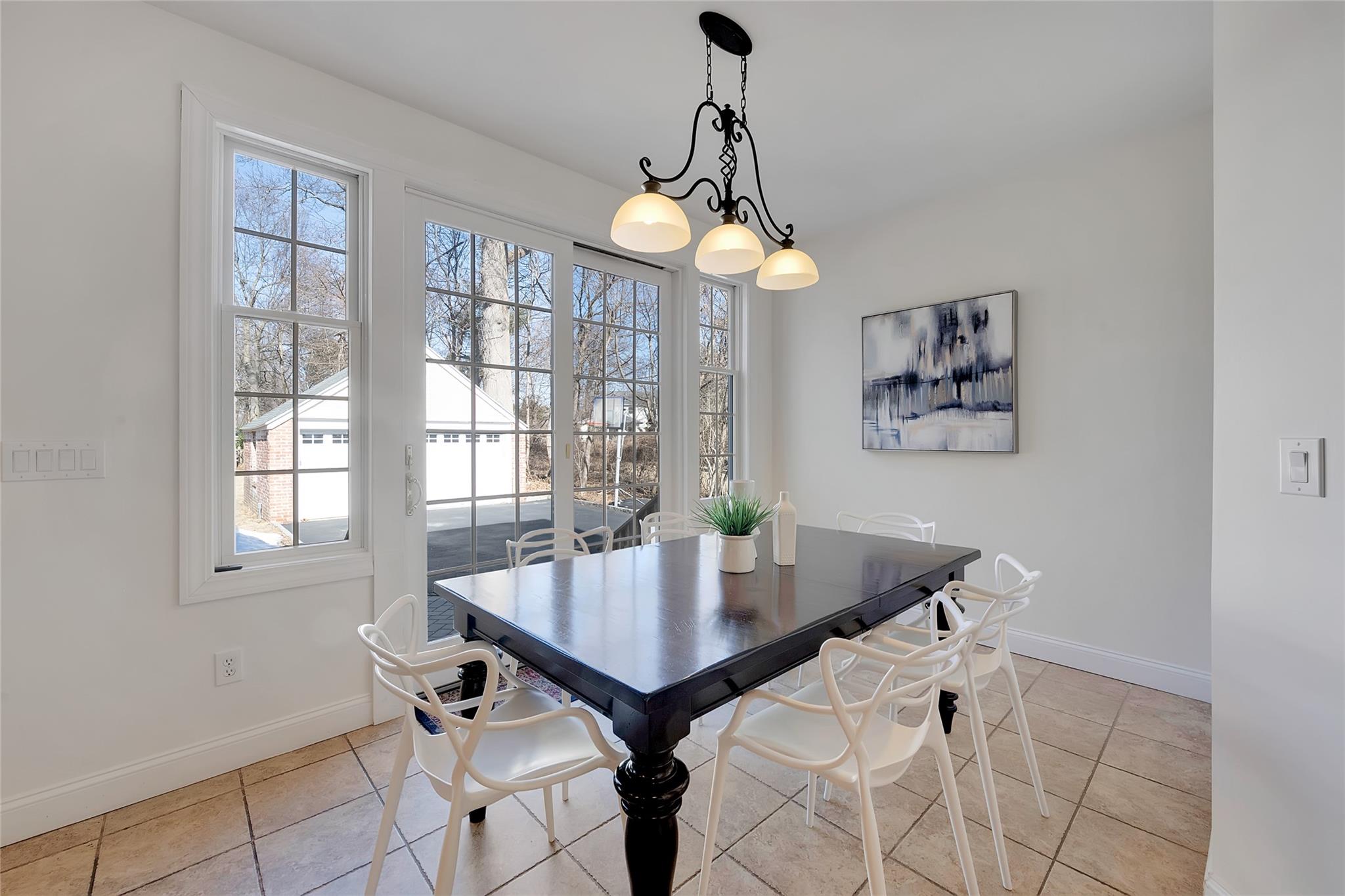 18 Hubbard Drive, White Plains, New York image 9