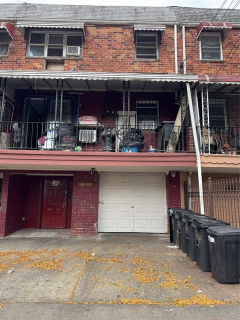 4040 Case Street Elmhurst NY 11373