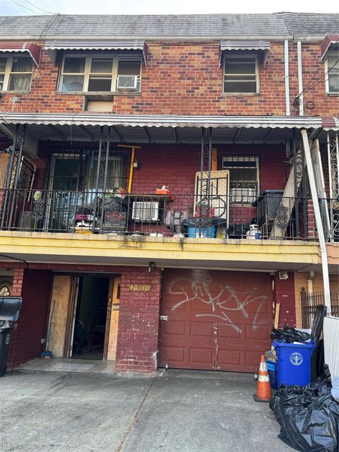 Photo of 4040 Case Street, Elmhurst, NY 11373 (MLS # 920902)
