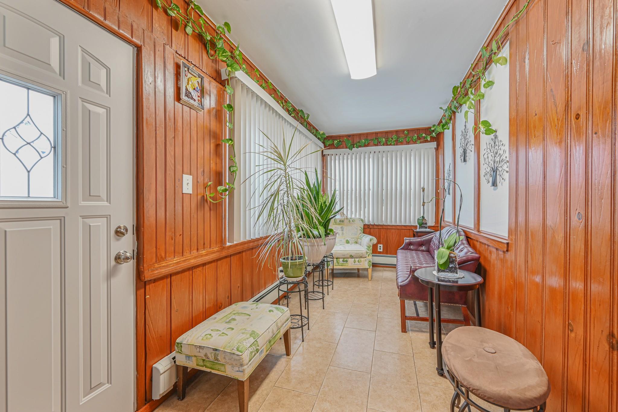 81 E Lincoln Avenue, Valley Stream, New York image 7