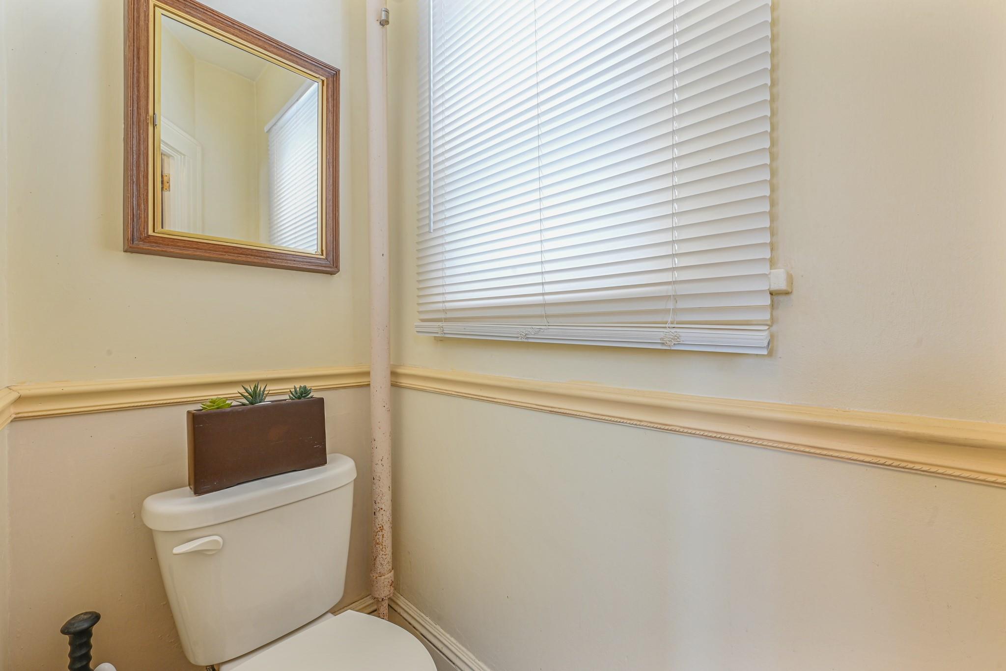 81 E Lincoln Avenue, Valley Stream, New York image 14