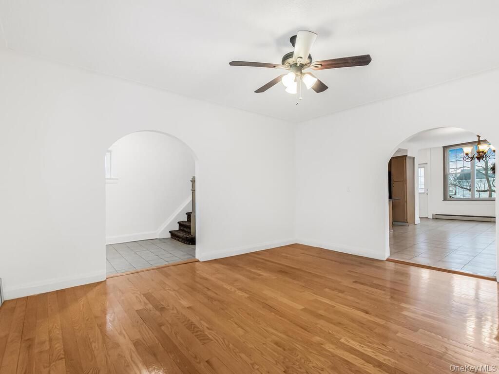 Photo of 120 Seminary Avenue, Yonkers, NY 10704 (MLS # 964029)