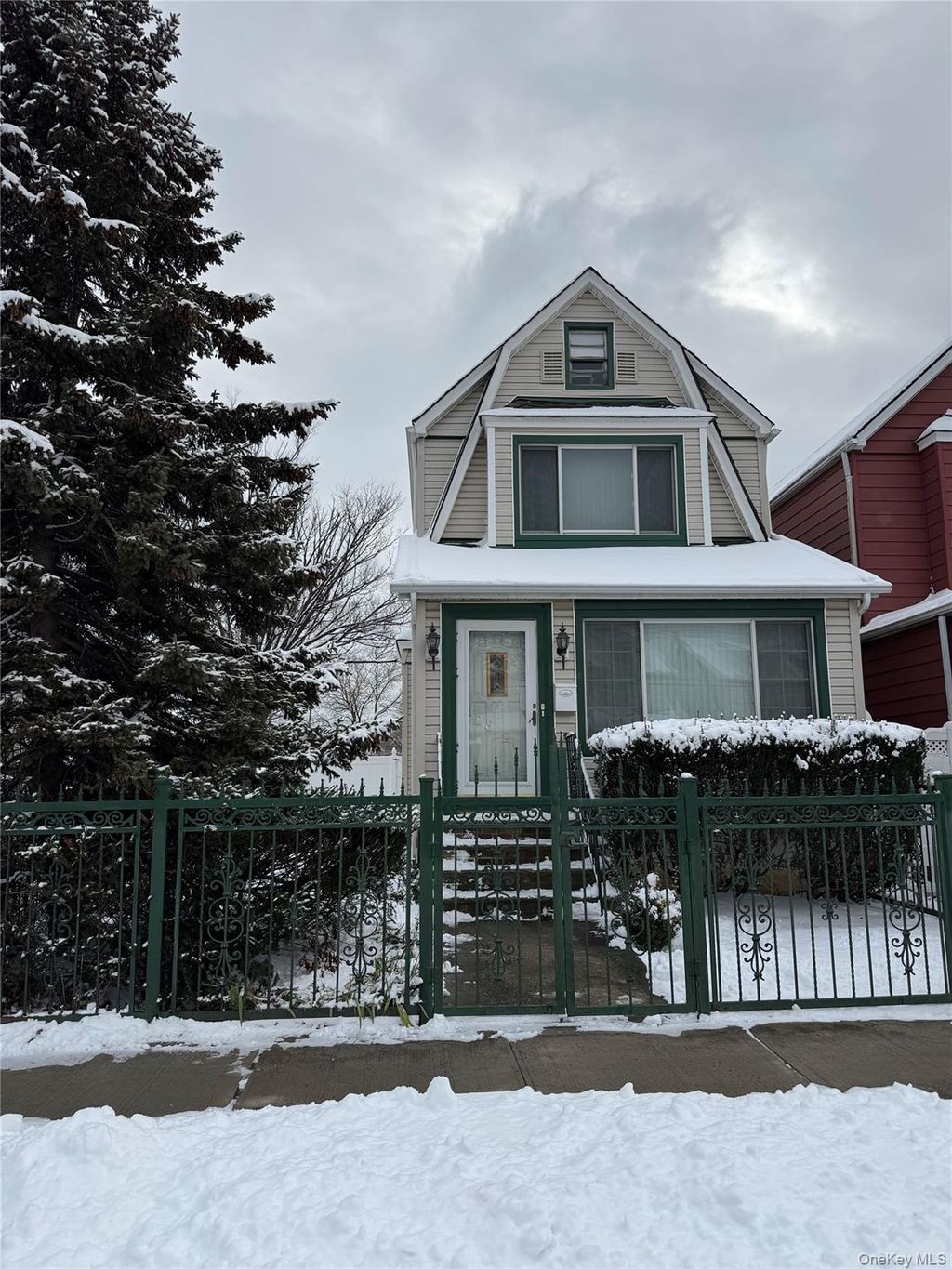 Photo of 12620 Linden Boulevard, South Ozone Park, NY 11420 (MLS # 954724)