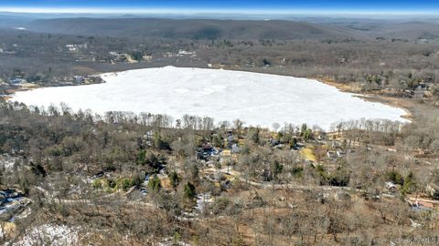 Homes For Sale - 10 Beech Road<br/> South Salem, NY 10590