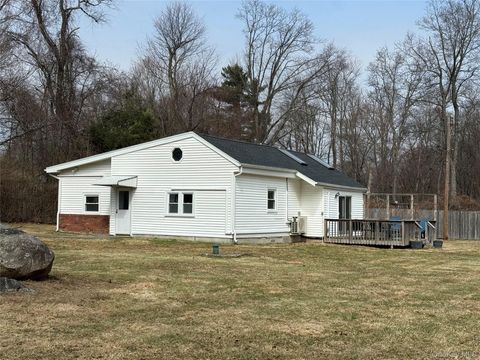 Homes For Sale - 23 Lucille Road<br/> Carmel, NY 10512