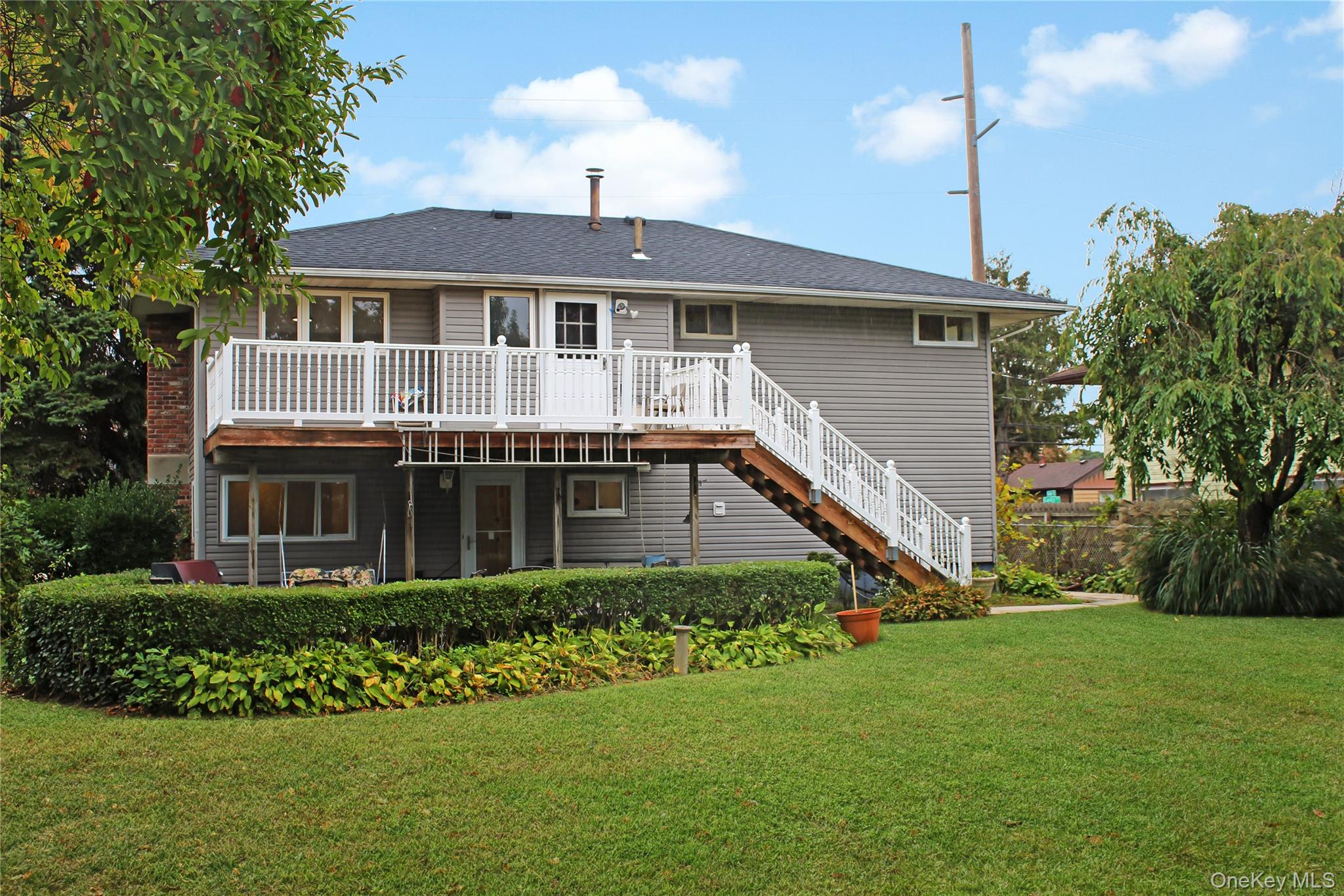 640 Carlls Path