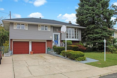 640 Carlls Path Deer Park NY 11729