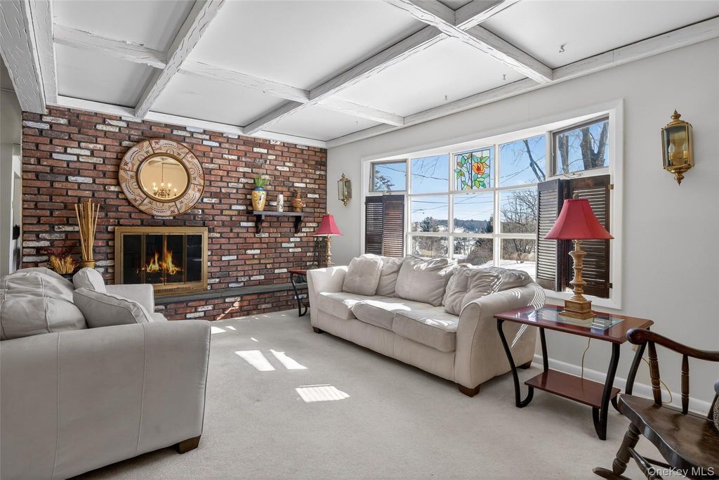 Photo of 57 Lakeview Drive, Kiamesha Lake, NY 12751 (MLS # 950567)